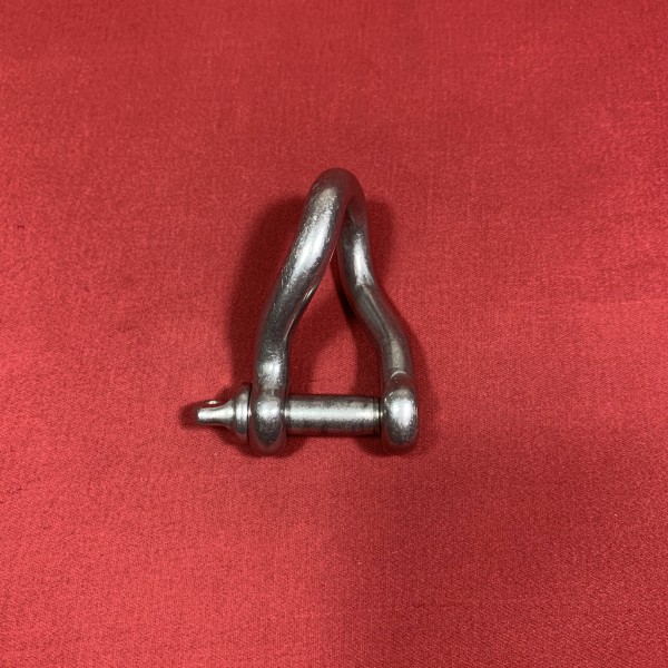 12mm Twist Shackle SlacklifeBC Add a 90degree twist when needed!